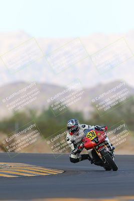 media/Sep-24-2022-CVMA (Sat) [[a45f954247]]/Race 10 Amateur Supersport Middleweight/